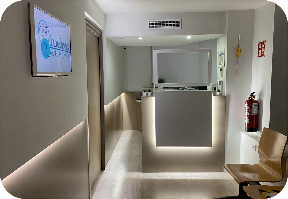 Recepción de la Clínica de Fisioterapia Rafael Atencia en Ceuta